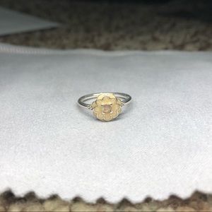 Pandora flower ring 🌼